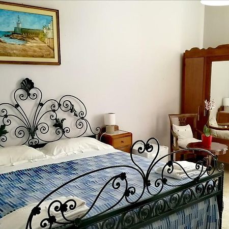 B&B Faro Bianco Отранто Экстерьер фото